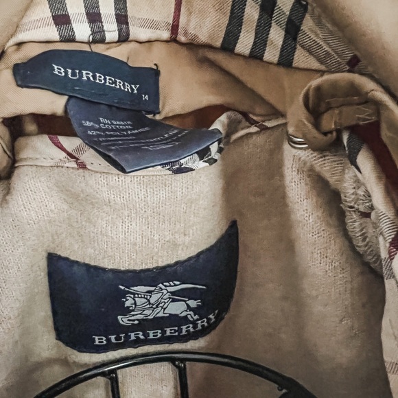 Burberry tan jacket with detachable wool liner - Picture 5 of 5